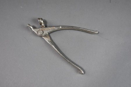Cleco pliers