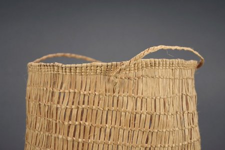 Seaweed basket detail