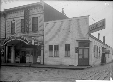 Grand Theater and Sidebar Saloon, 1915