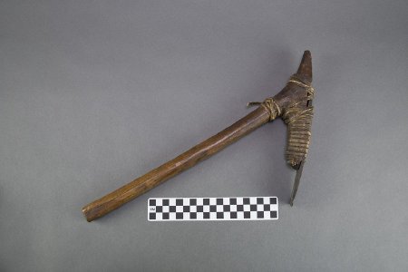 Adze with iron blade and wood handle - with cm size target