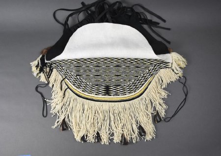 Ravenstail curved apron - back weaving