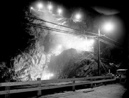 Tunnel construction - night work