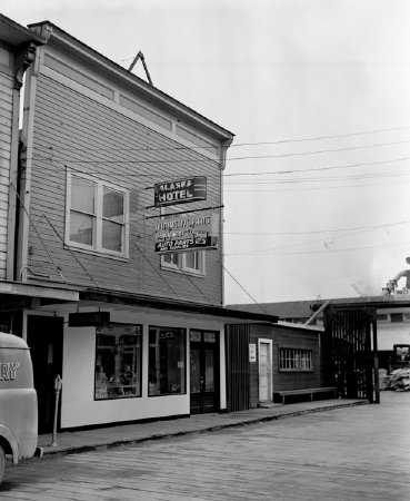 100-102 Main Street, September 1953