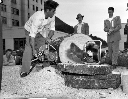 Log cutting competition, July 4, 1953