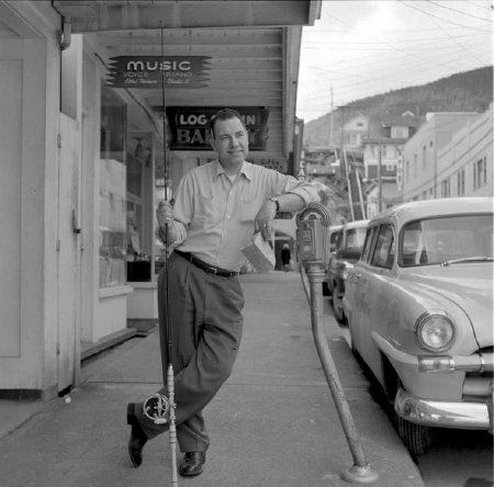 Barney Lind, Front Street, 1955