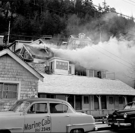 Elliott Street house fire, 1955